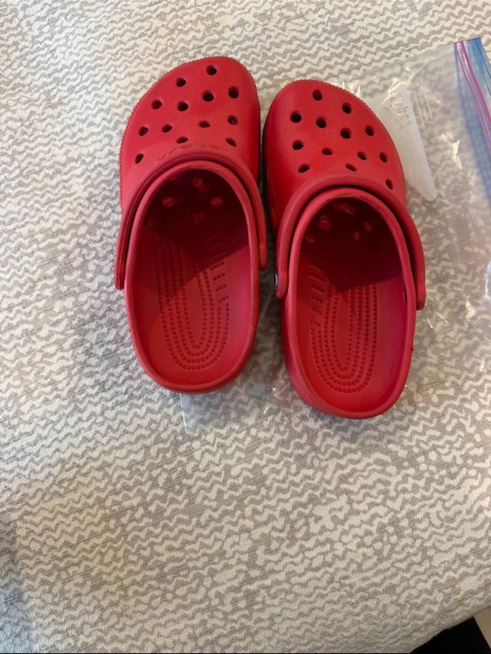 CROCS Kids Classic Clog in Red Boys size 5